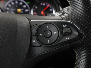 Opel Insignia II Sports Tourer 1.5 Turbo 165KM 2017 Opel Insignia Automat półskóra navi klima auto, zdjęcie 27