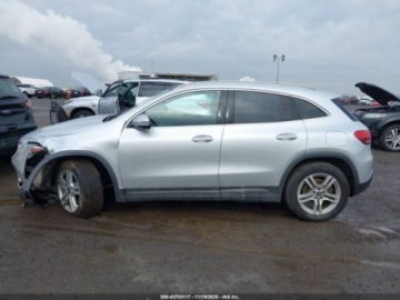 Mercedes GLA II 2021 Mercedes-Benz GLA 2021 r.,2,0L 250 4 MATIC 2.0 Benzyna 221KM, zdjęcie 14