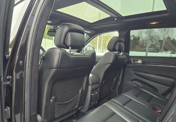 Jeep Grand Cherokee IV Terenowy Facelifting 3.6 V6 286KM 2015 Jeep Grand Cherokee Jeep Grand Cherokee 3.6 V6 Overland EU6 3.6 Benzyna, zdjęcie 32
