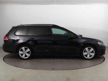 Volkswagen Golf VII GTD Variant Facelifting 2.0 TDI-CR BMT 184KM 2017 VW Golf 2.0 TDI GTD, 181 KM, Automat, Navi, Xenon, zdjęcie 5