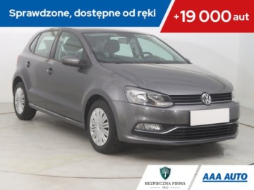 Volkswagen Polo V Hatchback 3d Facelifting 1.2 TSI BlueMotion Technology 90KM 2017 VW Polo 1.2 TSI, Salon Polska, Serwis ASO, DSG