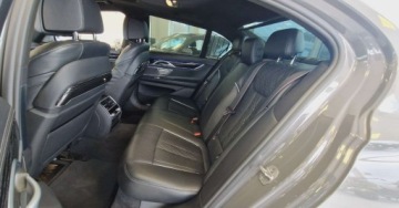 BMW Seria 7 G11-G12 Sedan Facelifting 3.0 740d 340KM 2021 BMW Seria 7 740d 340km X-drive M-pakiet Kamera 360stopni Dociagi drzwi 3.0, zdjęcie 20