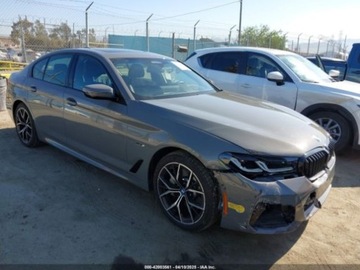 BMW Seria 5 G30-G31 2022 BMW Seria 5 2022r., 2.0L 2.0 Hybryda 181KM, zdjęcie 1