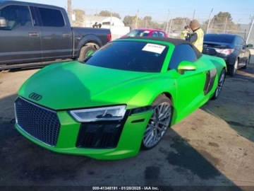 Audi R8 II Spyder 5.2 FSI 540KM 2017 Audi R8 Coupe Audi R8 5.2 V10, od ubezpieczalni 5.2 Benzyna 540KM, zdjęcie 2