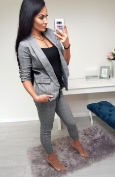 КОСТЮМ ЖЕНСКИЙ AGNES - СВЕТЛО-СЕРЫЙ - M