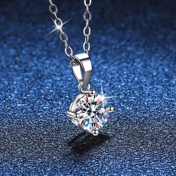 S925 Srebrny Cztery Pazury Wisiorek D-Color Mosang Diamond Naszyjnik