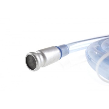 Самовсасывающий шланг для слива топлива, воды и сырой нефти.