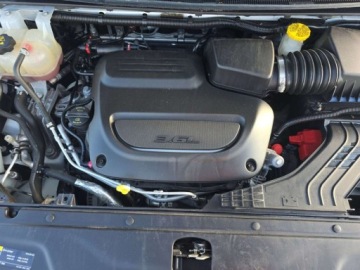 Chrysler Pacifica II 2023 Chrysler Pacifica Chrysler Pacifica Touring L FWD 2023 3.6 Benzyna 287KM, zdjęcie 16