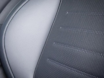 Mercedes GLC C254/X254 Coupe 2.0 200 204KM 2025 MERCEDES-BENZ GLC 200 4-Matic AMG Line 2.0 (204KM) 2025, zdjęcie 4