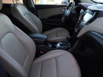 Hyundai Santa Fe III SUV Facelifting 2.0 CRDi 185KM 2017 Hyundai Santa Fe 2.0 CRDi, Salon Polska, zdjęcie 8