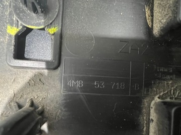 Накладка на правое крыло Audi Q8 4M853718