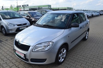 Skoda Fabia II Hatchback 1.2 i HTP 60KM 2009 Skoda Fabia, z Niemiec, OPŁACONA, zdjęcie 1