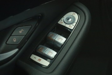 Mercedes GLC C253 2017 Mercedes GLC GLC 350 e 4MATIC, 4X4, Automat, zdjęcie 20