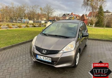 Honda Jazz III 1.2 i-VTEC 90KM 2013 Honda Jazz Sprowadzona Zarejestrowana.klima. 1.2 Benzyna 90KM