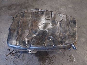 NÁDRŽ PALIVA + PUMPIČKA KOVOVÝ MERCEDES W168 A160 1.6 8V