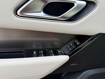 Land Rover Range Rover Velar SUV 2.0 TD4 180KM 2019 Land Rover Range Rover VELAR 4x4,Bogata wersja,Gwa, zdjęcie 33