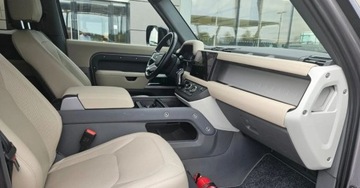 Land Rover Defender IV (L663) 90 2.0 i4P 300KM 2022 Land Rover Defender Defender MY23 2.0 I4 300 PS AWD Auto SE 90 2.0 Benzyna, zdjęcie 11