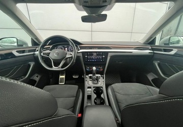 Volkswagen Arteon Fastback Facelifting 2.0 TSI 190KM 2022 Volkswagen Arteon Automat Navi Virtual Grzana fotele przodtyl 190 Koni, zdjęcie 19