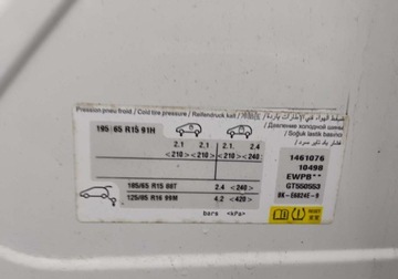 Citroen C3 III Hatchback 1.2 PureTech 82KM 2017 Citroen C3 2017r, 1.2 Benzyna. Lekko uszkodzony tyl. Jezdzi. 1.2 Benzyna, zdjęcie 20