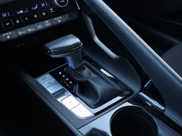 Hyundai Elantra VII Sedan 1.6 MPI 123KM 2023 Hyundai Elantra 1.6 MPI, Salon Polska, zdjęcie 12