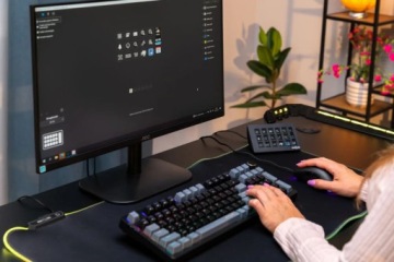 MAD DOG Stream Deck GK150K Black