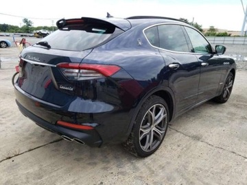 Maserati Levante 2021 Maserati Levante Sport, 2021r., 4x4, 3L, zdjęcie 2