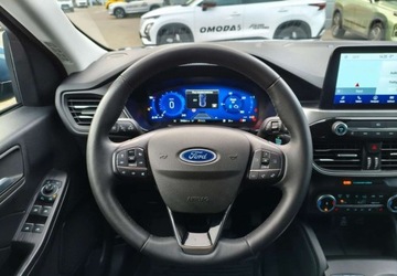 Ford Kuga III SUV Plug-In 2.5 Hybrid 190KM 2023 Ford Kuga Ford Kuga 2.5 FHEV AWD Titanium eCVT 2.5 Hybryda 190KM, zdjęcie 6