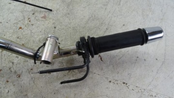 K76 Piaggio Vespa GTS 300 125 18-22 руль оригинальный Весы