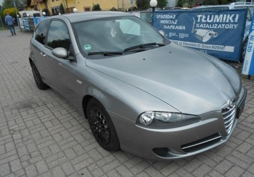 Alfa Romeo 147 Hatchback 1.9 MultiJet 8v 120KM 2007 Alfa Romeo 147 Alfa Romeo 147, zdjęcie 1