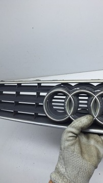 РЕШЕТКА РЕШЕТКА AUDI A3 8L 8L0807683