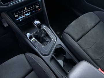 Volkswagen Tiguan II SUV 1.5 TSI EVO 150KM 2020 Volkswagen Tiguan |Digital Cockpit| Elektryczna kl, zdjęcie 16