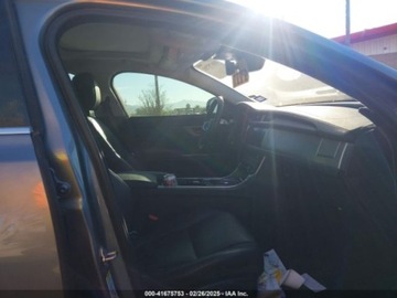 Jaguar XF II 2020 Jaguar XF 25T Prestige 2020 2.0l 2.0 Benzyna 247KM, zdjęcie 10