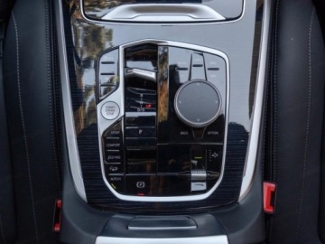 BMW X7 SUV Facelifting 3.0 40d 352KM 2026 xDrive40d Sport Suv 3.0 (352KM) 2026, zdjęcie 12