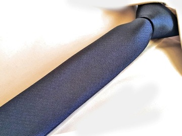 GRANATOWY MODNY KRAWAT SLIM 3,5 CM ŚLEDŹ / ŚLEDZIK