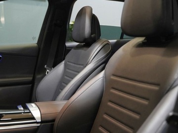 Mercedes GLC C254/X254 2025 MERCEDES-BENZ GLC 200 d 4-Matic AMG Line 2.0 (163KM) 2025, zdjęcie 4