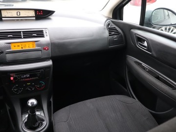 Citroen C4 I Hatchback Facelifting 1.4 16v 88KM 2009 Citroen C4 1.4 16V, Klima, Tempomat, zdjęcie 7