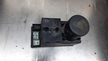 НАСОС ЦЕНТРАЛЬНОГО ЗАМКА AUDI A3 8L 98R 1.6B HB 3D 8L0862257L