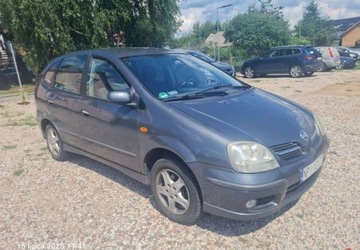 Nissan Almera Tino 2004