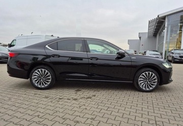 Skoda Superb III Liftback Facelifting 2.0 TDI SCR 150KM 2025 Skoda Superb Laurin &amp; Klement 2.0 TDI 150 KM HAK Tapicerka KONIAK, Kam 360, zdjęcie 13