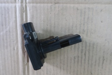 MITSUBISHI GRANDIS 2.4 B VÁHA VZDUCHU VZDUCHU 03-09