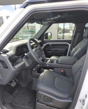 Land Rover Defender IV (L663) 2025 Land Rover Defender MY25 3.0D I6 250 PS AWD Auto X-Dynamic HSE 110 3.0, zdjęcie 1