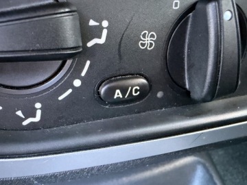 Citroen C3 I 2007 Citroen C3 1WŁAŚCICIEL! 2007r ORYGINAŁ LAKIER! Exclusive 1.4 Prosta Benzyna, zdjęcie 12