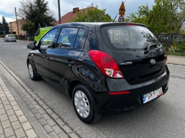Hyundai i20 I Hatchback 5d Facelifting 1.2 DOHC 85KM 2014 Hyundai i20 KLIMATYZACJA CENTRALNY ZAMEK EL.SZYBY KOMPUTER SERWISOWANY GWA, zdjęcie 1