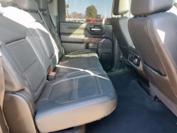  GMC Sierra K2500 Denali 2021 6.6l 6.6 Diesel 401KM, zdjęcie 10