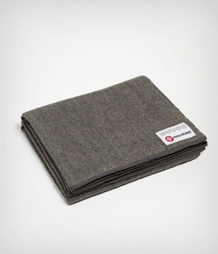 Одеяло Manduka из переработанной шерсти - Sediment