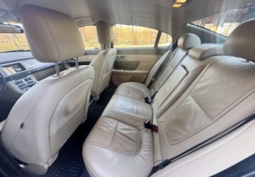 Jaguar XF I Sedan Facelifting 3.0 340KM 2013 Jaguar XF Jaguar XF 3.0 T Luxury 3.0 Benzyna 340KM, zdjęcie 16