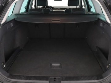Volkswagen Passat B8 Variant Facelifting 2.0 TDI SCR 150KM 2020 Volkswagen Passat automat virtual cocpit full LED, zdjęcie 19