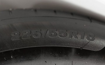 Toyota C-HR II SUV 1.8 Hybrid 140KM 2024 Toyota C-HR 1.8 Hybrid Style 1.8 Hybryda 140KM, zdjęcie 12