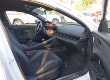 Hyundai Elantra VII 2023 Hyundai Elantra 2023, 2.0L, N, od ubezpieczalni 2.0 Benzyna 276KM, zdjęcie 9