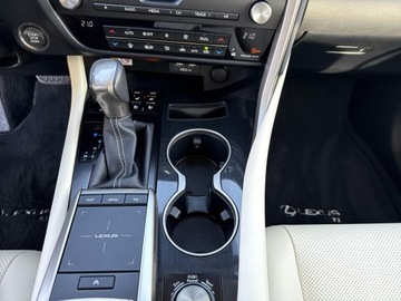 Lexus RX IV SUV Facelifting RX 300 238KM 2022 Lexus RX 300 Business Edition + IV (2015-2020) RX3, zdjęcie 10